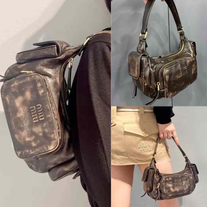 ★Miumiu★ナッパレザー ポケットバッグ