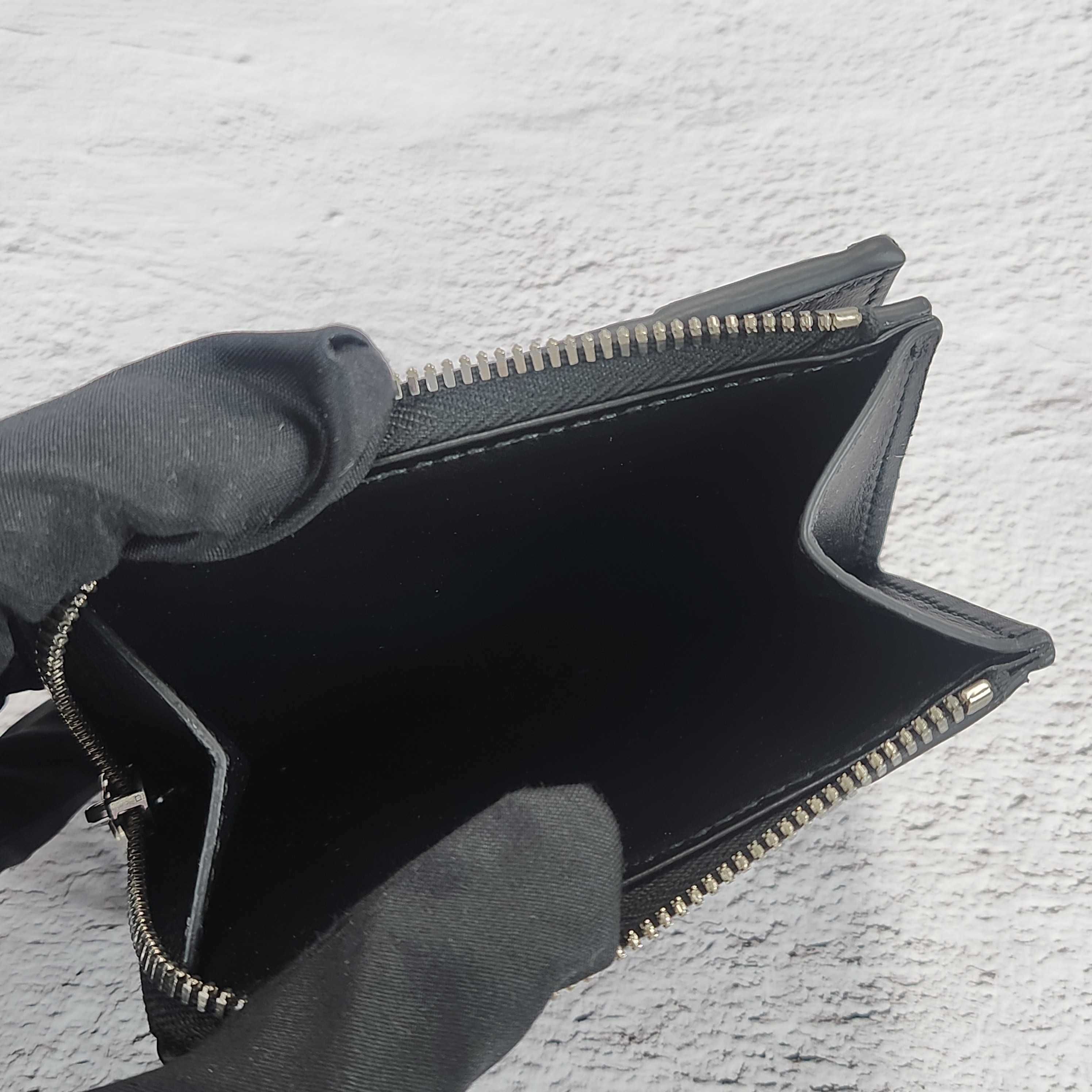 BOTTEGA VENETA正規品/送料関税込み INTRECCIATO 半財布 BOTTEGA VENETA ボッテガヴェネタ 二つ折り財布 メンズ イントレ