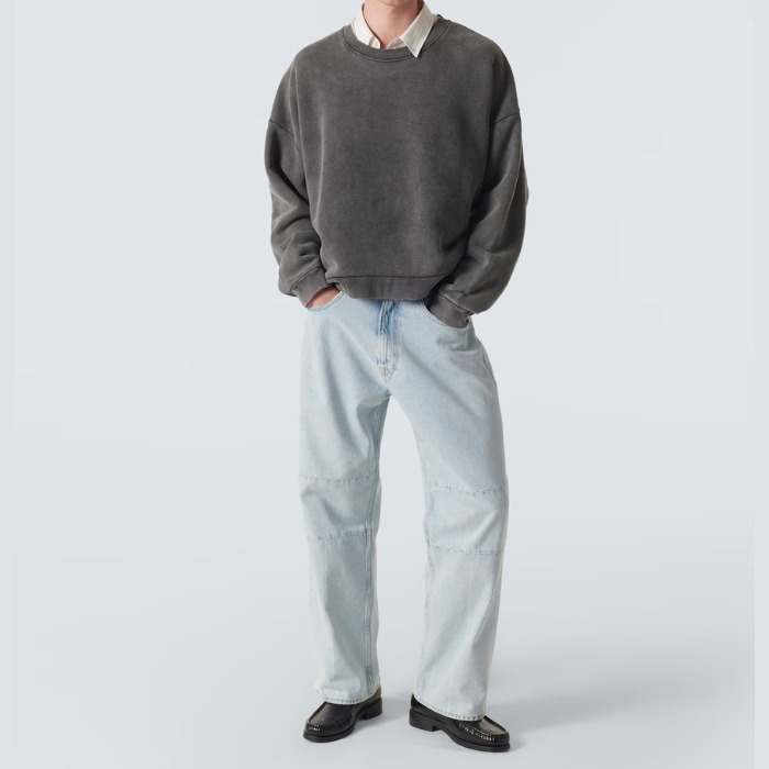 【ACNE STUDIOS】関税・送料込 ロゴ パッチ スウェットシャツ ACNE STUDIOS】関税・送料込 ロゴ パッチ スウェットシャツ