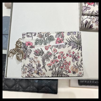 すぐ届く DIOR LADY DIOR COSMOS ジップ カードホルダー (Dior