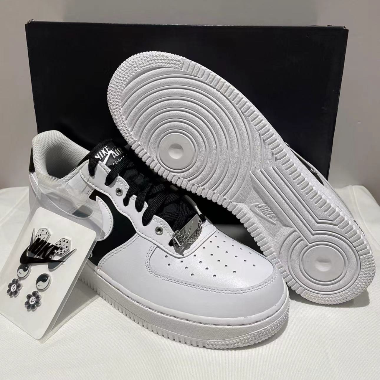 ★Nike★ Air Force 1 '07 PRM Low Silver Snap Buttons \"White\"