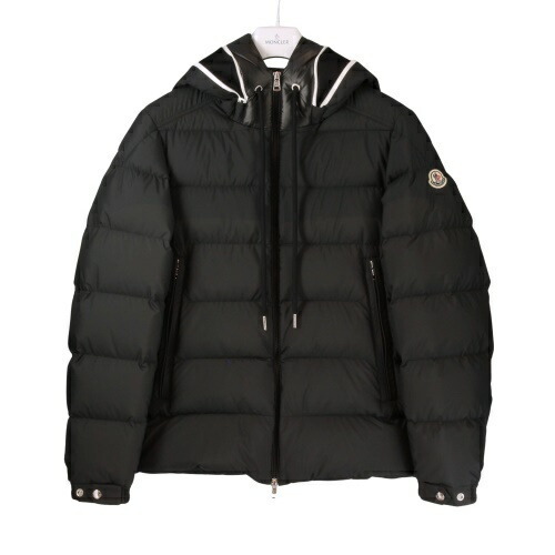 【国内発送】 MONCLER メンズ ダウンジャケット