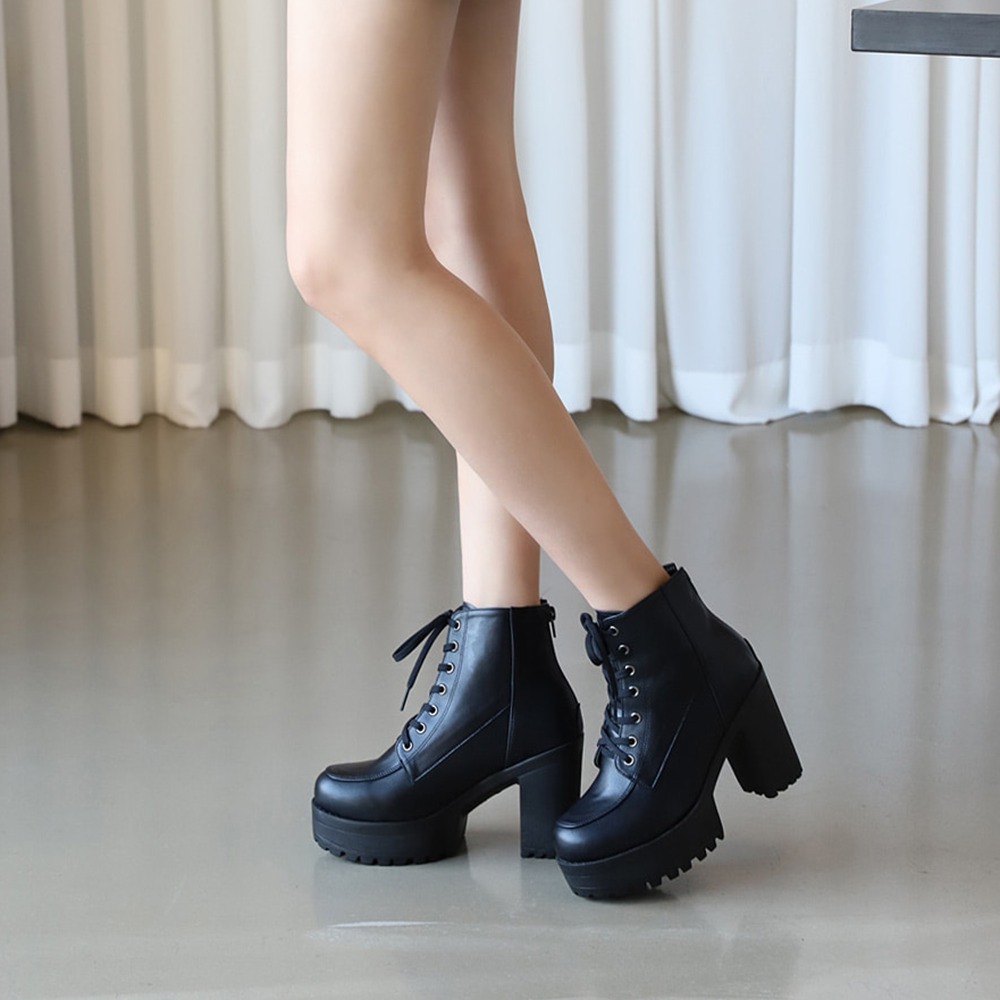 ショートブーツ・ブーティ Kesna Urethane Foam Lace-Up Walker Boots (10 cm, BLACK)