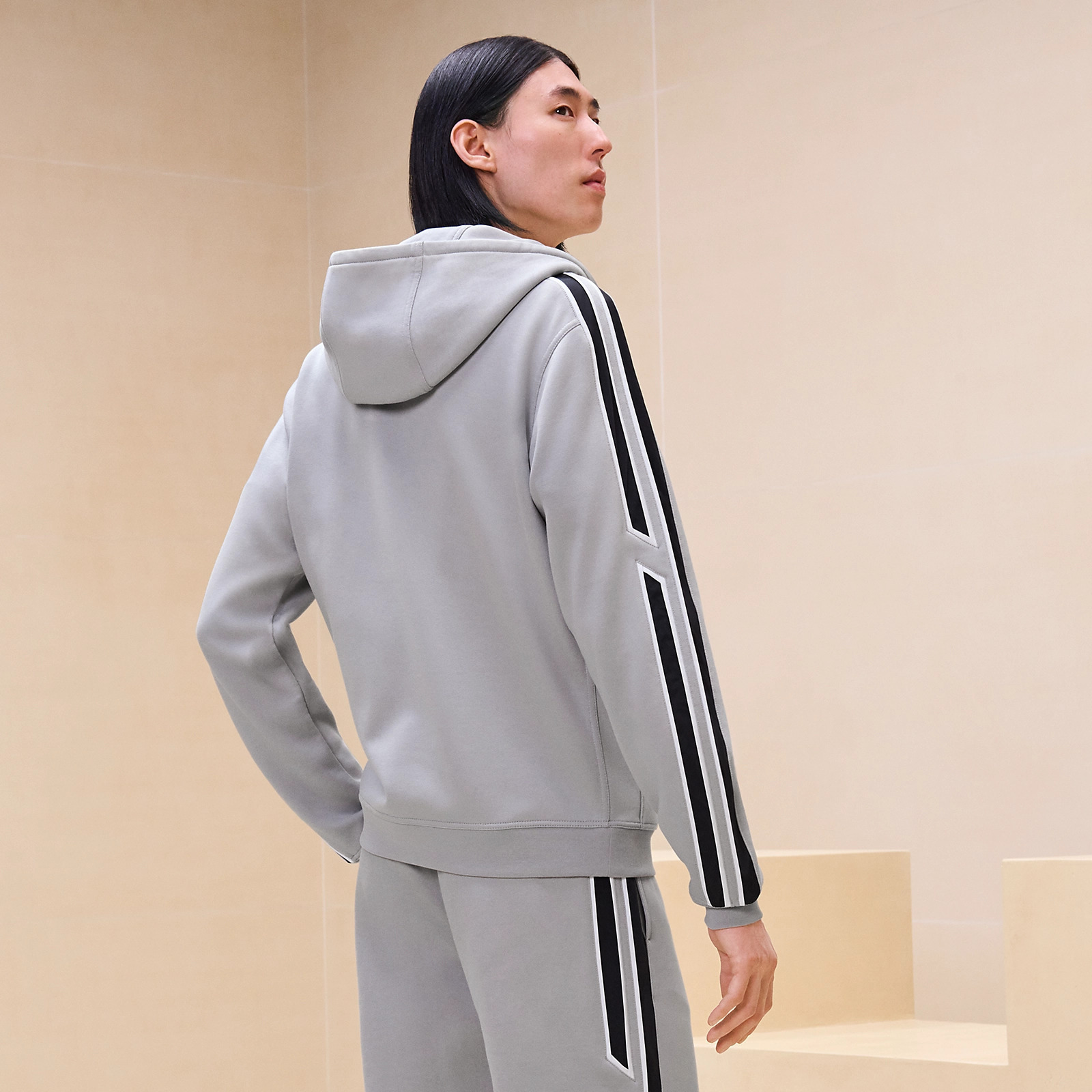 【新作・リラックス◎】HERMES ジップアップ パーカー 《ランH》