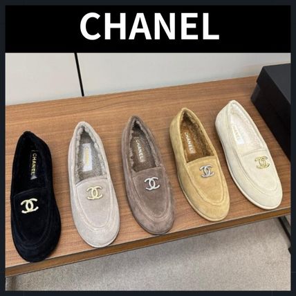 ホワイト（白）系 CHANEL(シャネル) ローファー