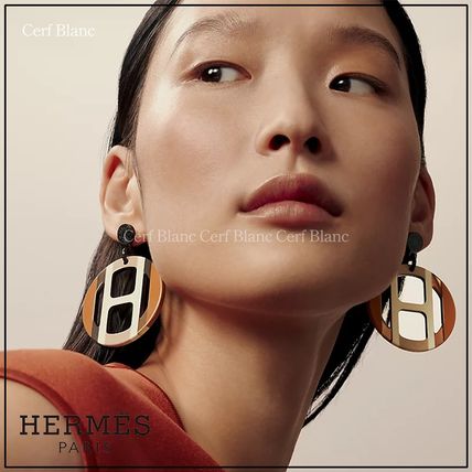 H057086FL25 - 海外通販のBUYMA