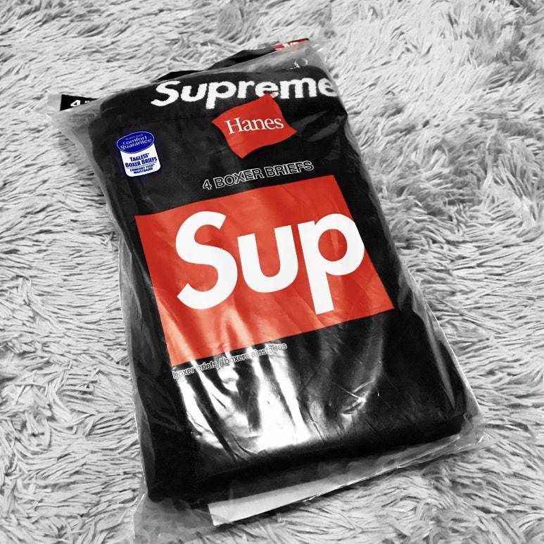 Supreme】× Hanes 4枚セット ボクサーパンツ (Supreme/ボクサー