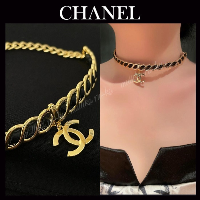クールなブラックレザー☆【CHANEL】 CCロゴ チョーカー