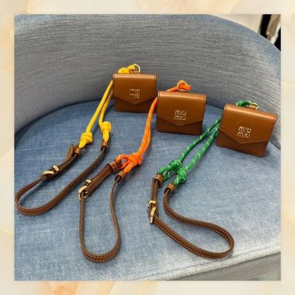 MiuMiu ロゴレタリング バッグチャーム レザー Green 関税送料込 5 グリーン（緑）系 MiuMiu(ミュウミュウ) バッグチャーム