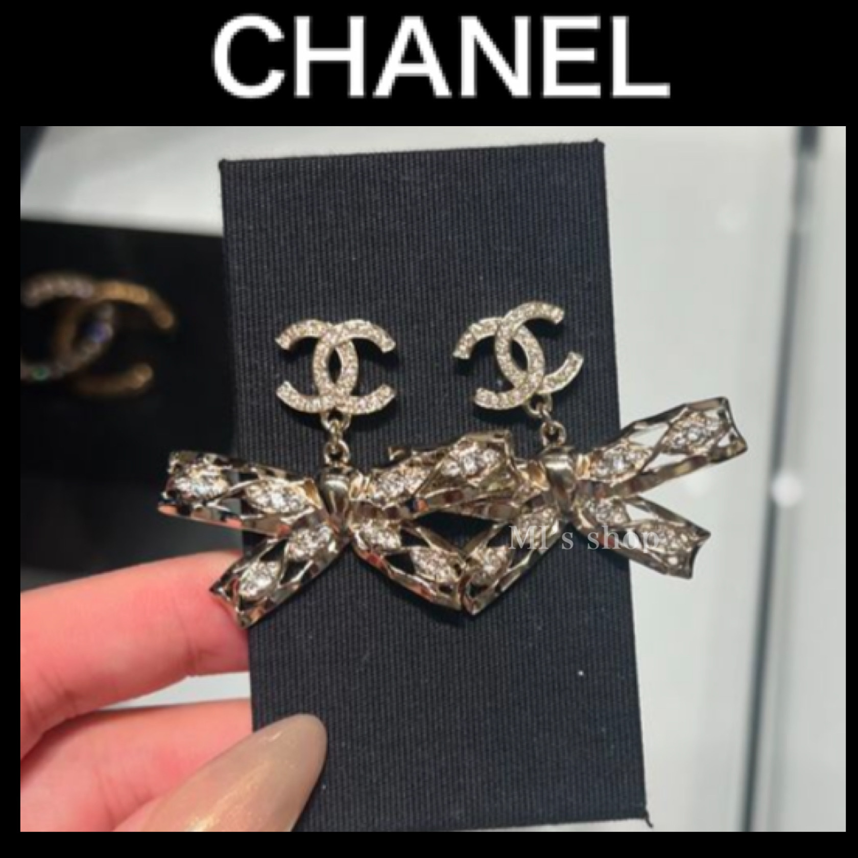 【揺れるリボン♪】CHANEL ピアス CCロゴ 上品