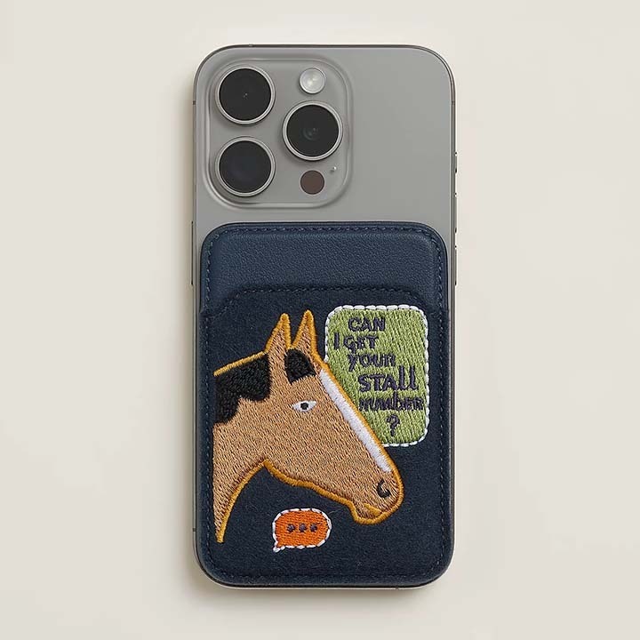 *大人気*【HERMES】 カードケース MagSafe ラグジュアリー 刺繍 HERMES* カードケース MagSafe ラグジュアリー 刺繍 レザー