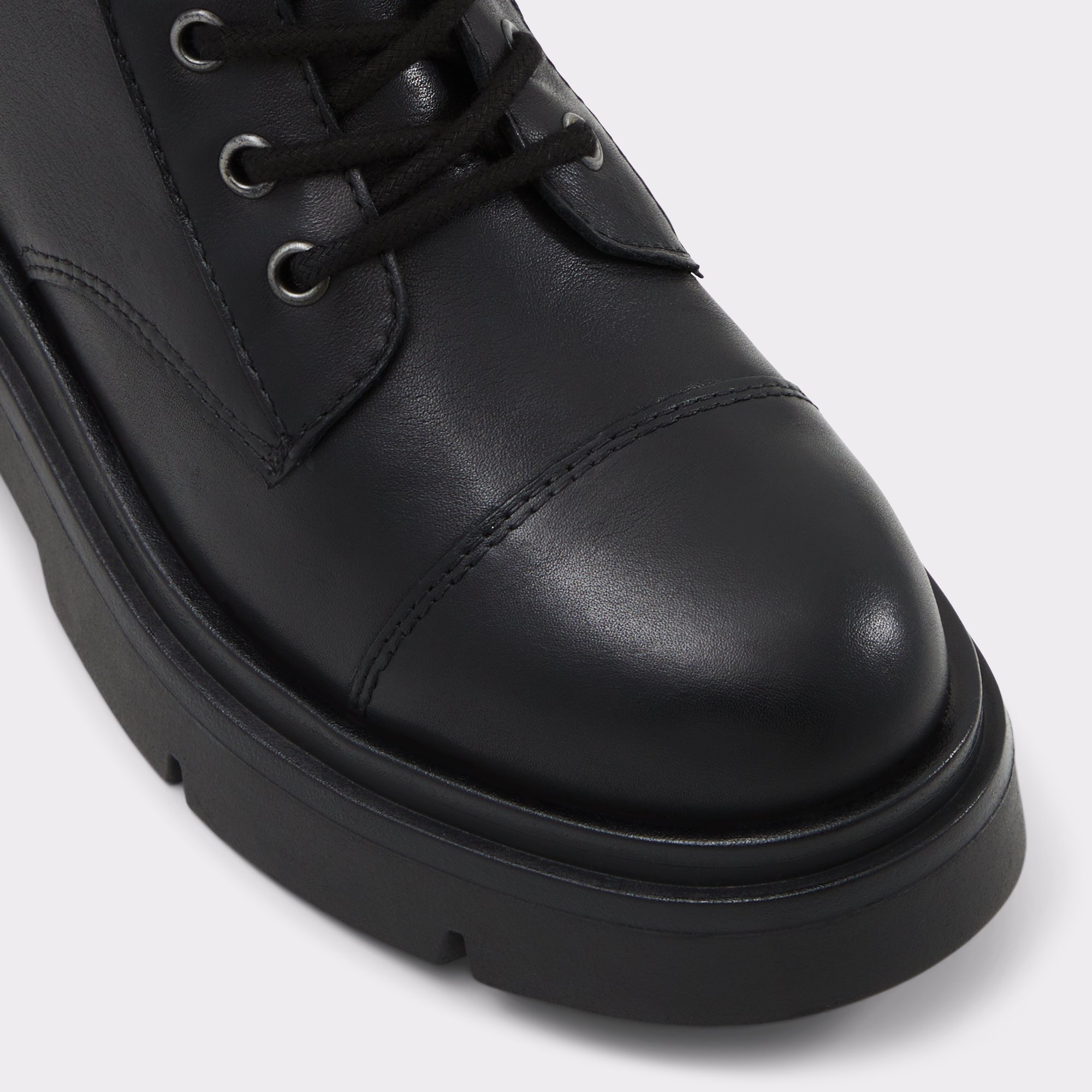 【追跡あり・関税負担なし】 ALDO コンバットブーツ 追跡あり・関税負担なし】 ALDO コンバットブーツ