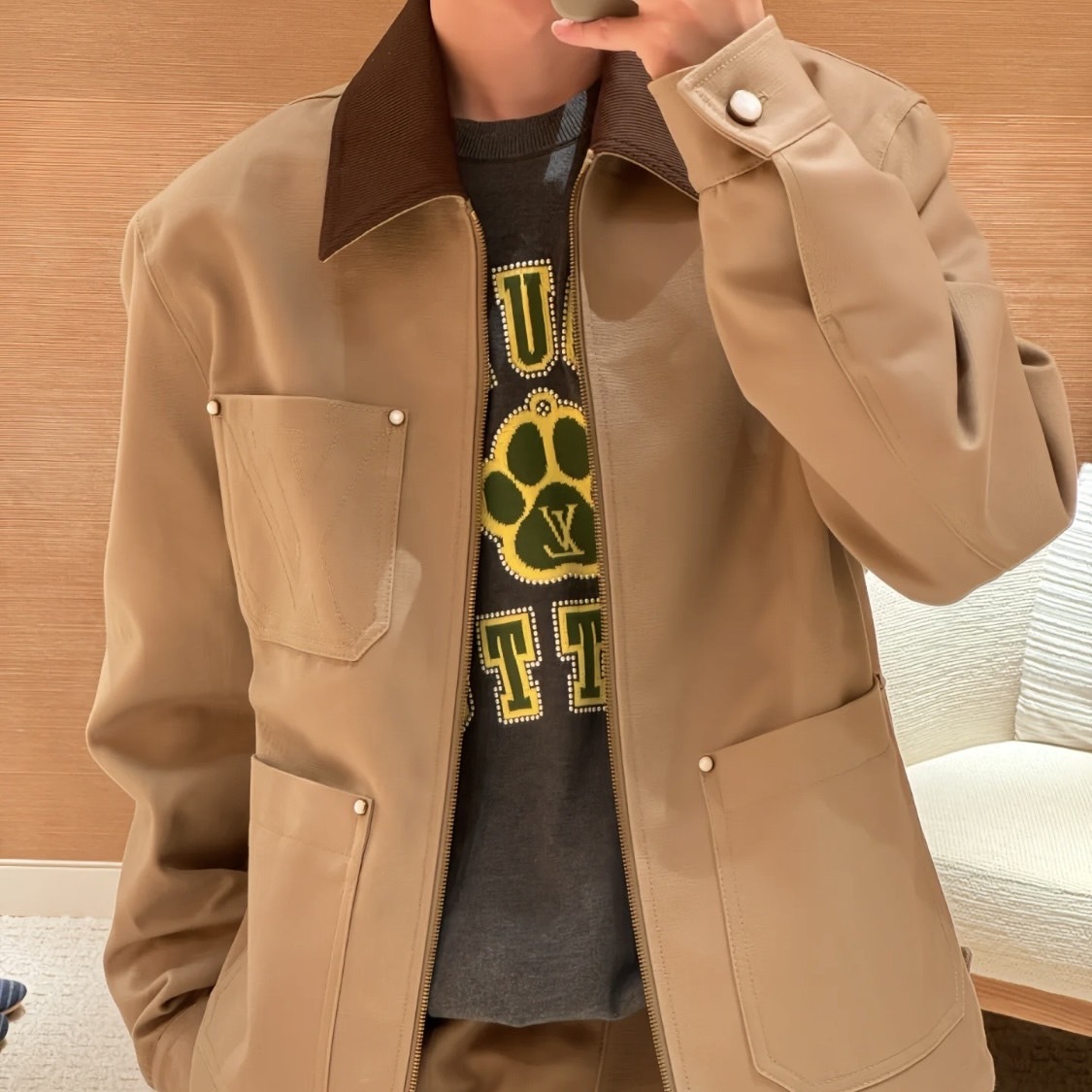 《いつものオシャレ》LV エンベリッシュドコットンクルーネックT