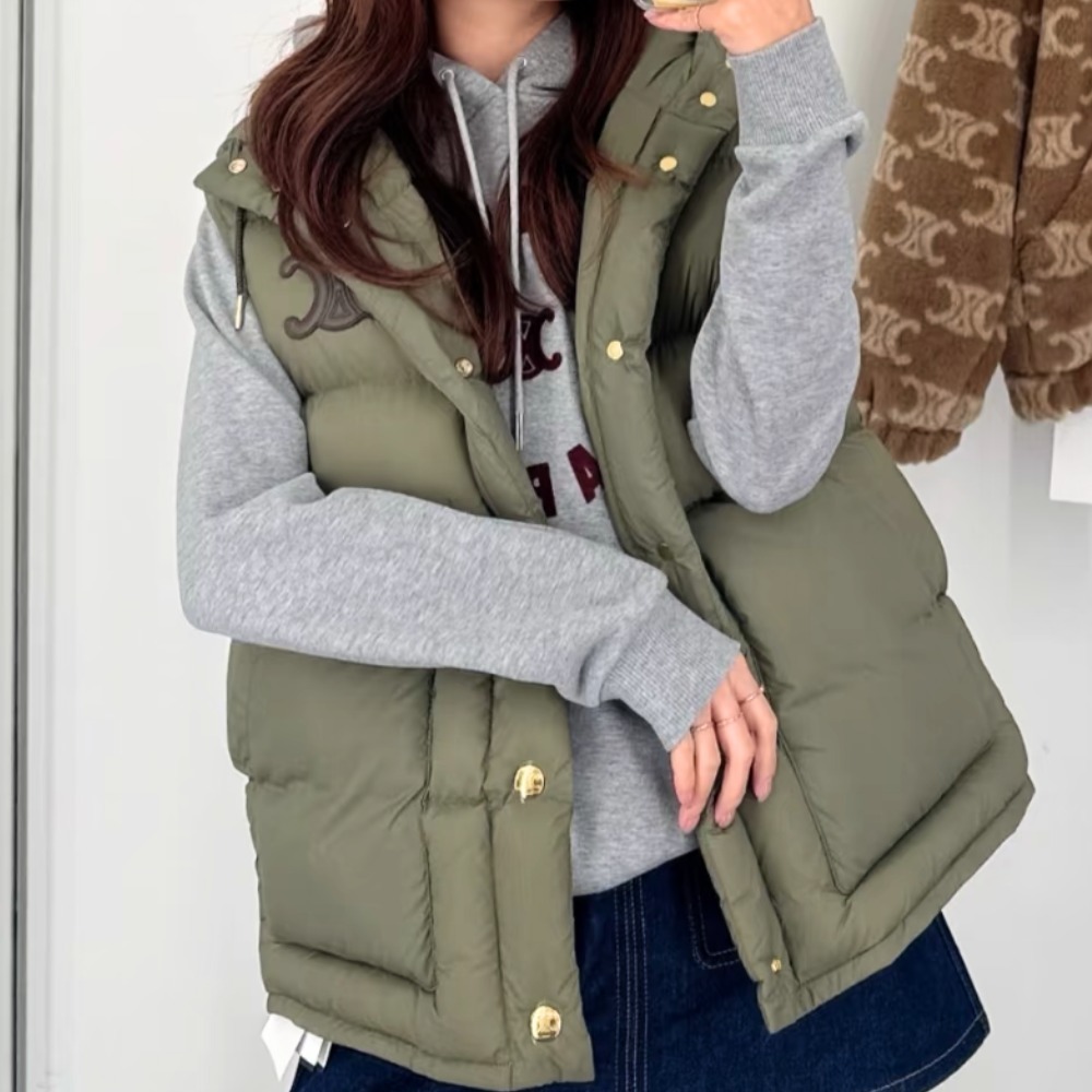 《大人カジュアル》【CELINE】ノースリーブダウンジャケット