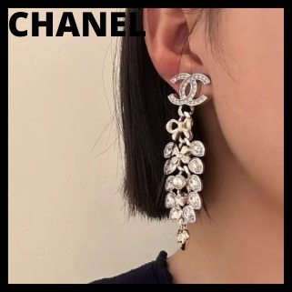 《華やかに揺れる♪》CHANEL イヤリング