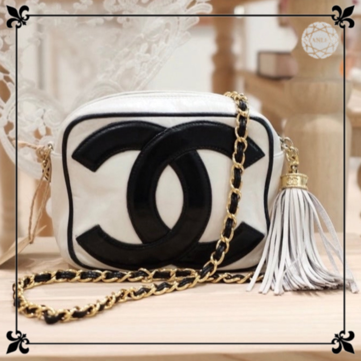 【CHANEL】vintage CC camera crossbody bag★ボディバッグ