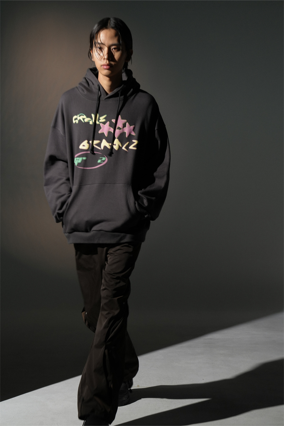 【GRAILZ】LUCKY STAR HOODIE [CHARCOAL]
