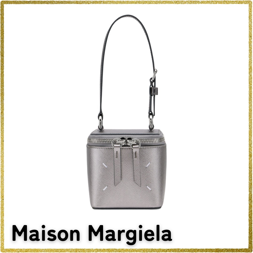 直営店◎Maison Margiela◎マイクロキューブハンドバッグ Maison Margiela - MICRO CUBE HAND BAG / ミニ ボックスバッグ