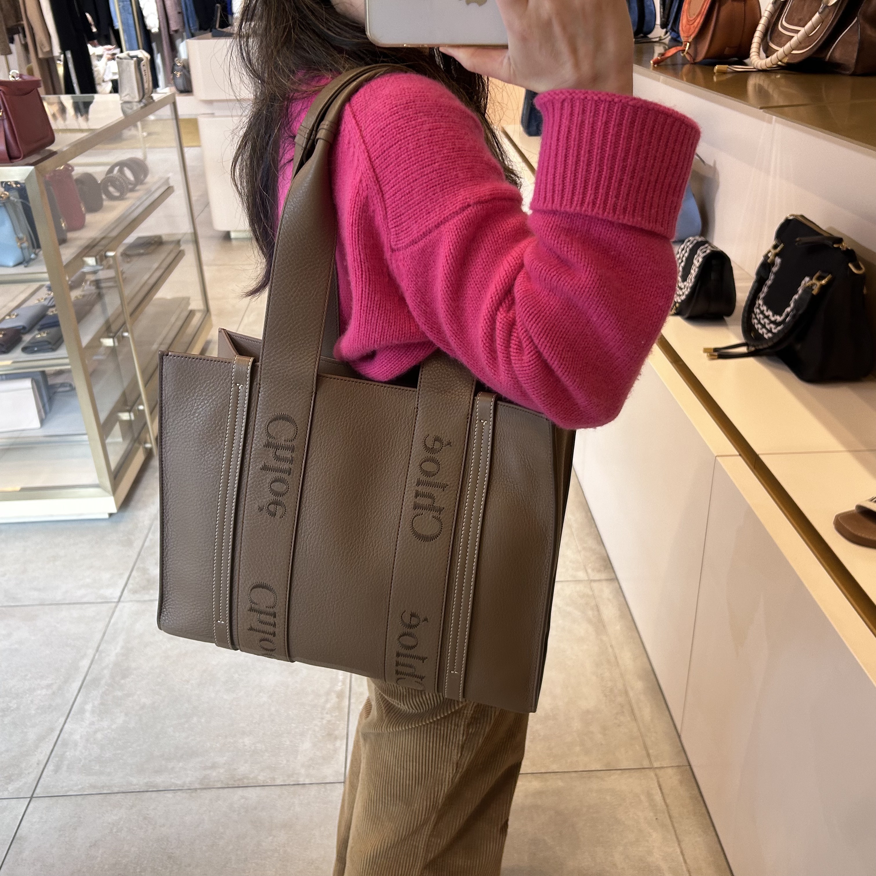 【VIPセールで奇跡！】Chloe(クロエ) トートバッグM