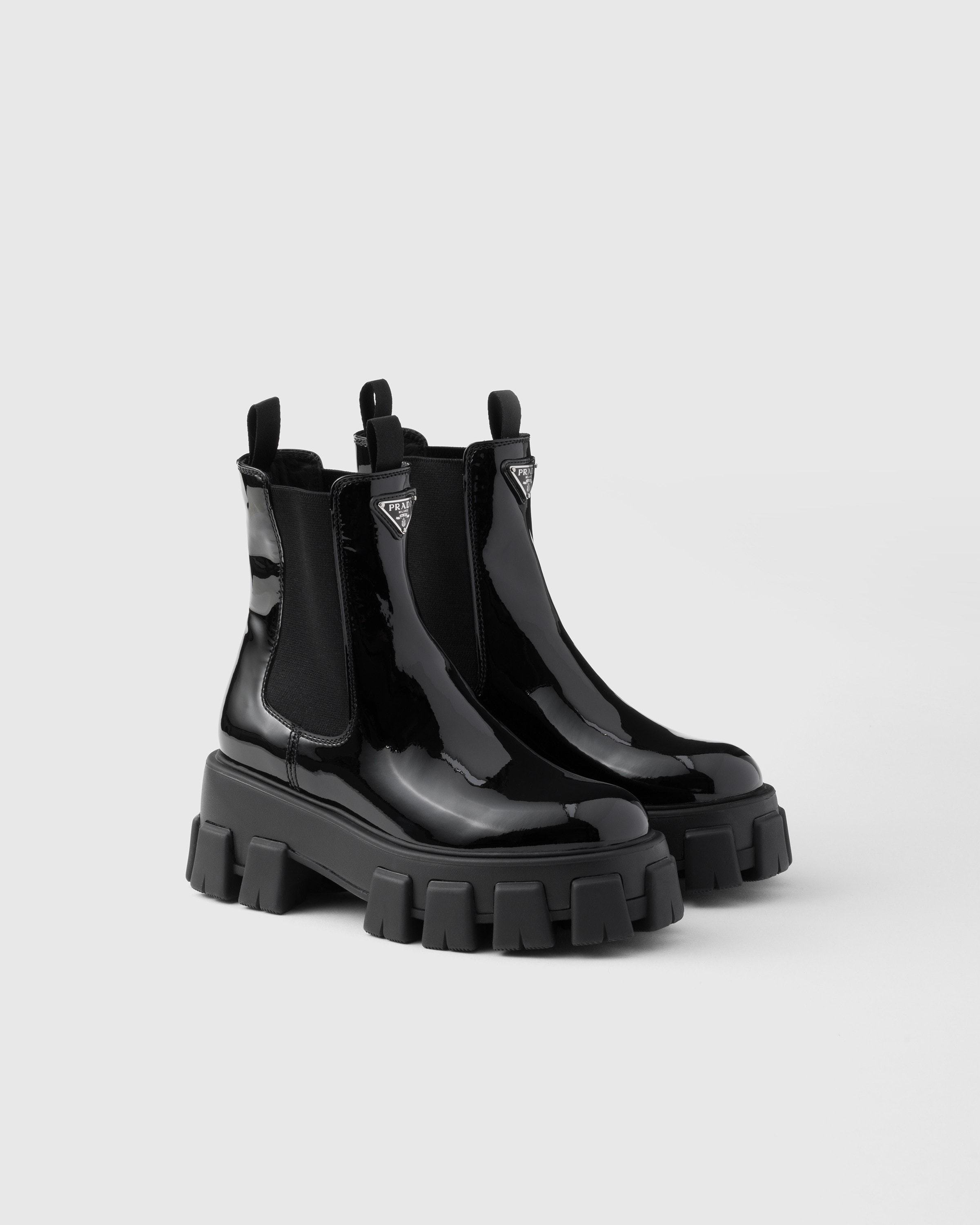 【日本入手困難】Monolith patent leather booties ブーツ