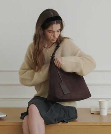 OVHEE Loeb Nylon Hobo Bag Black/斜めがけ 韓国 ナイロンバッグ OVHEE Bags for Women | Modalova