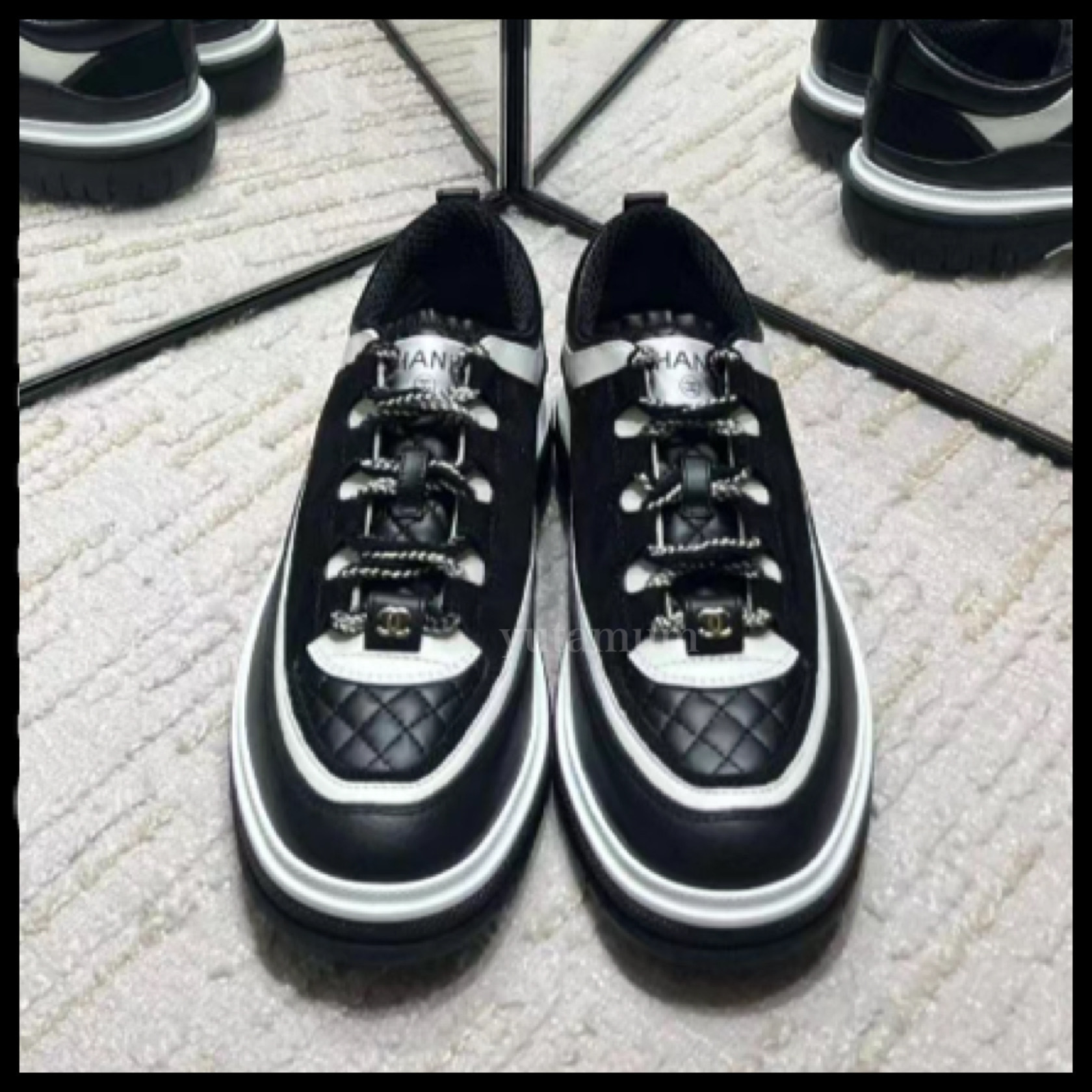 【スタイリッシュ】CHANEL スニーカー バイカラー