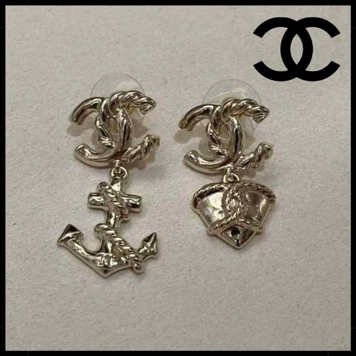 《ギフトにも最適★》CHANEL ピアス