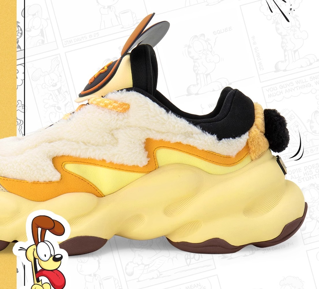 送料関税込み[STARTER]GARFIELD連携開発☆厚底6.5㎝☆スニーカー