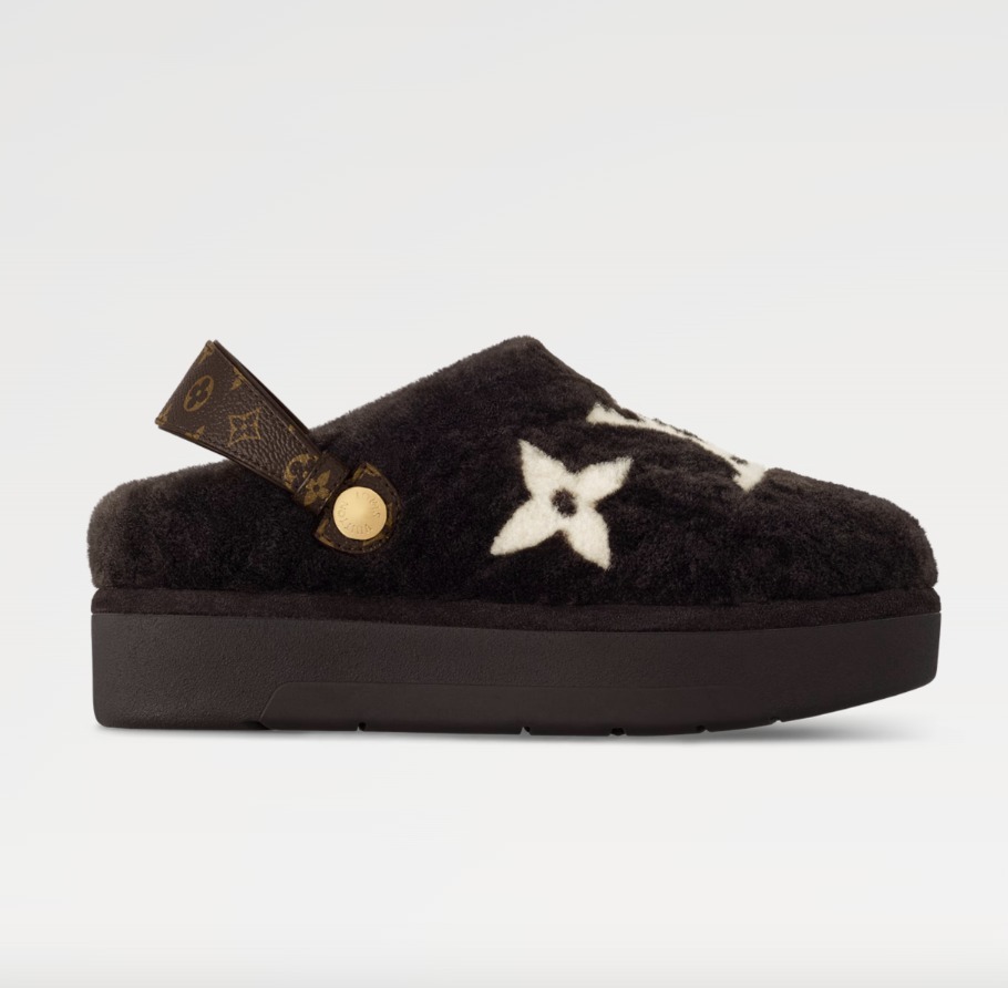 Louis Vuitton《シンプルで履きやすい！》キャンバス製 サンダル
