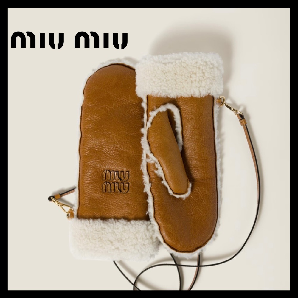 【モコモコ手袋♪】MIUMIU シアリングミトングローブ