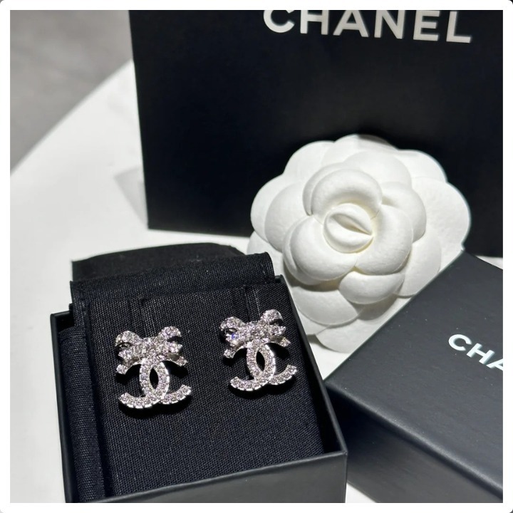 再値下げ☆CHANELピアス リボン