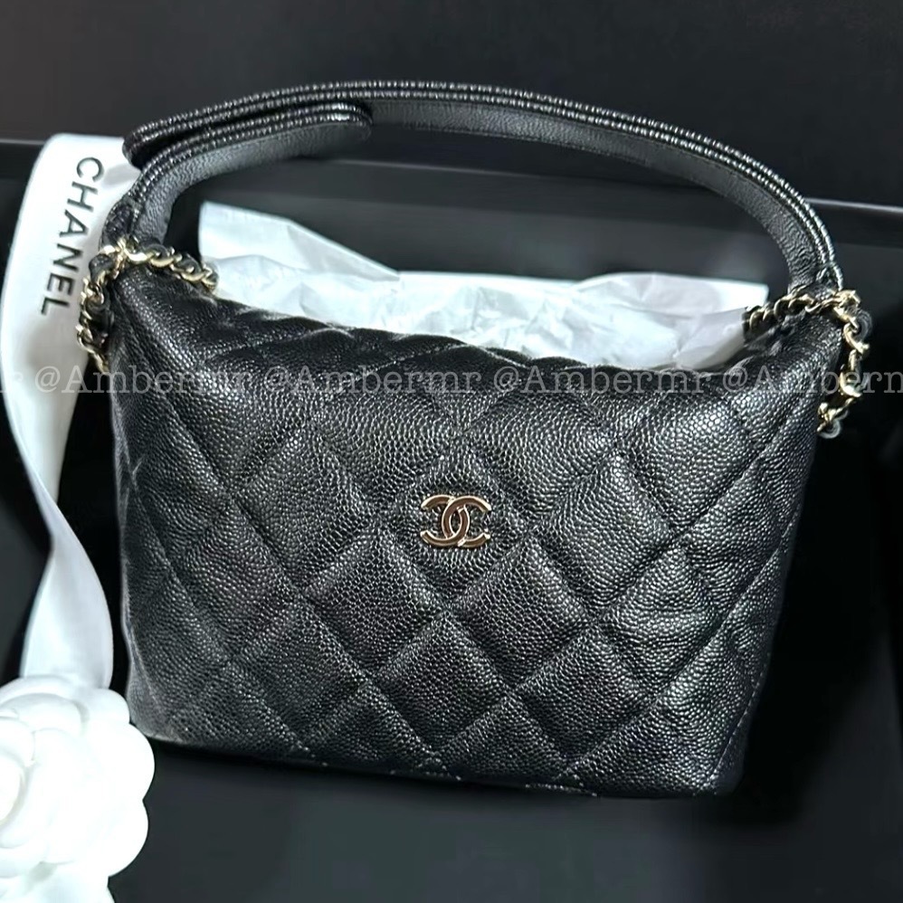 25C CHANEL CC シンプルなホーボーバッグ