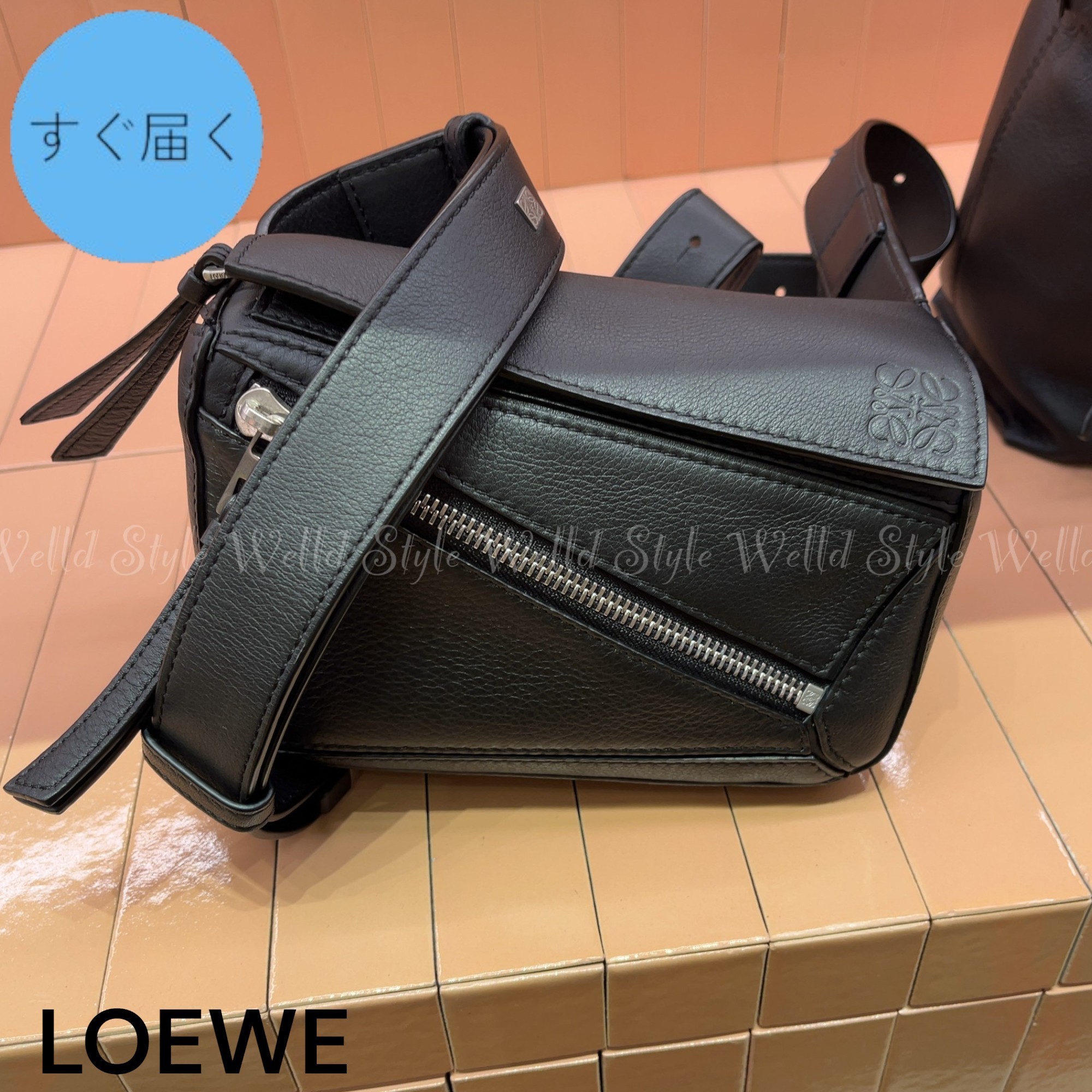 国内発送・すぐ届く【LOEWE】パズル バムバッグ ミニ