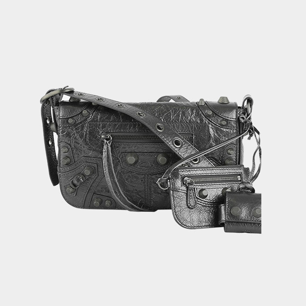 関税負担なし☆BALENCIAGA LE CAGOLE XS フラップバッグ