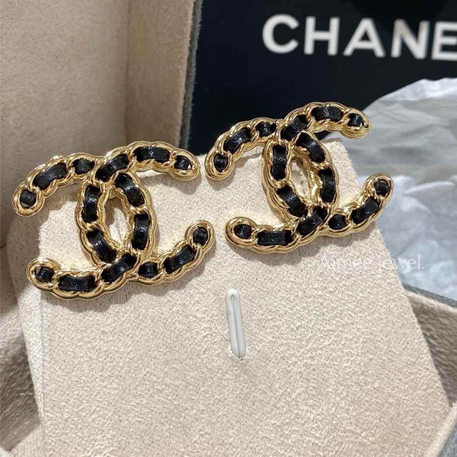 大人可愛い♪＊【CHANEL】シャネル レザー×ゴールド ピアス