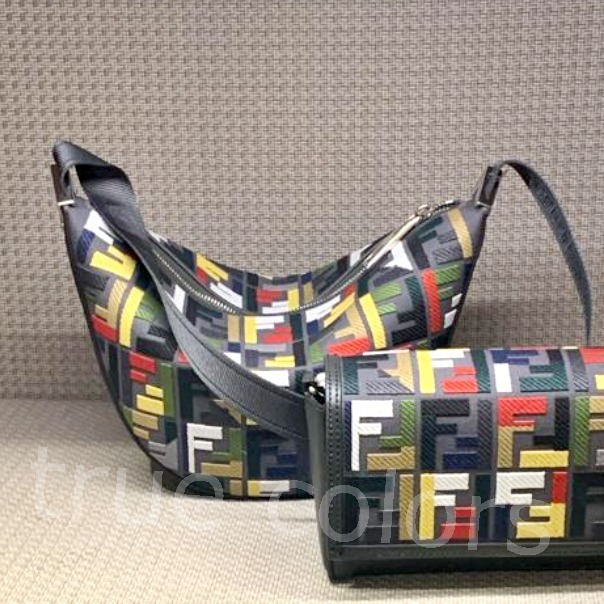 FENDI 24WINTER FFフェンディ メロン マルチカラー スモールBAG