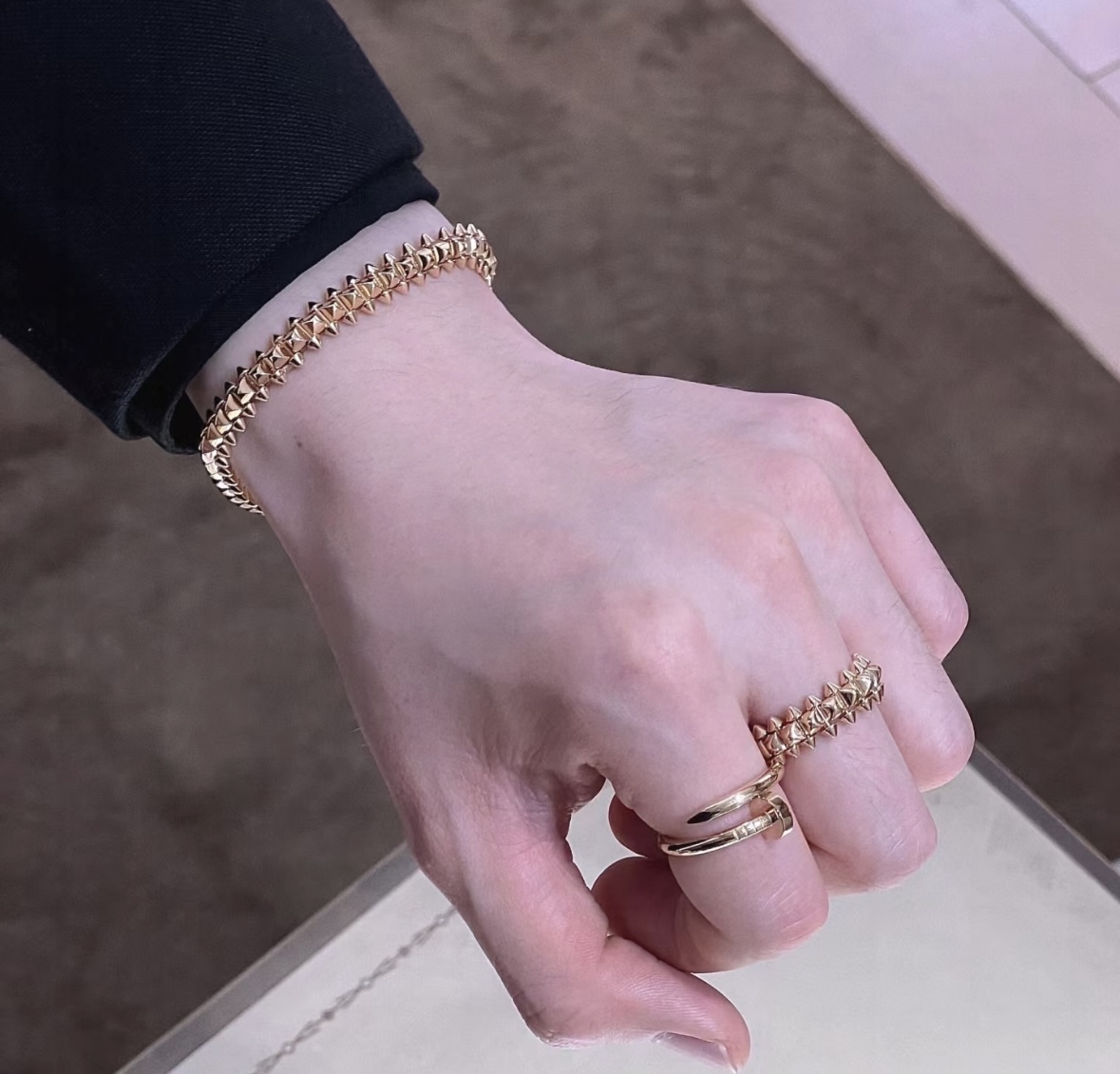 ユニセックス《Cartier》クラッシュ ドゥ カルティエ リングSM