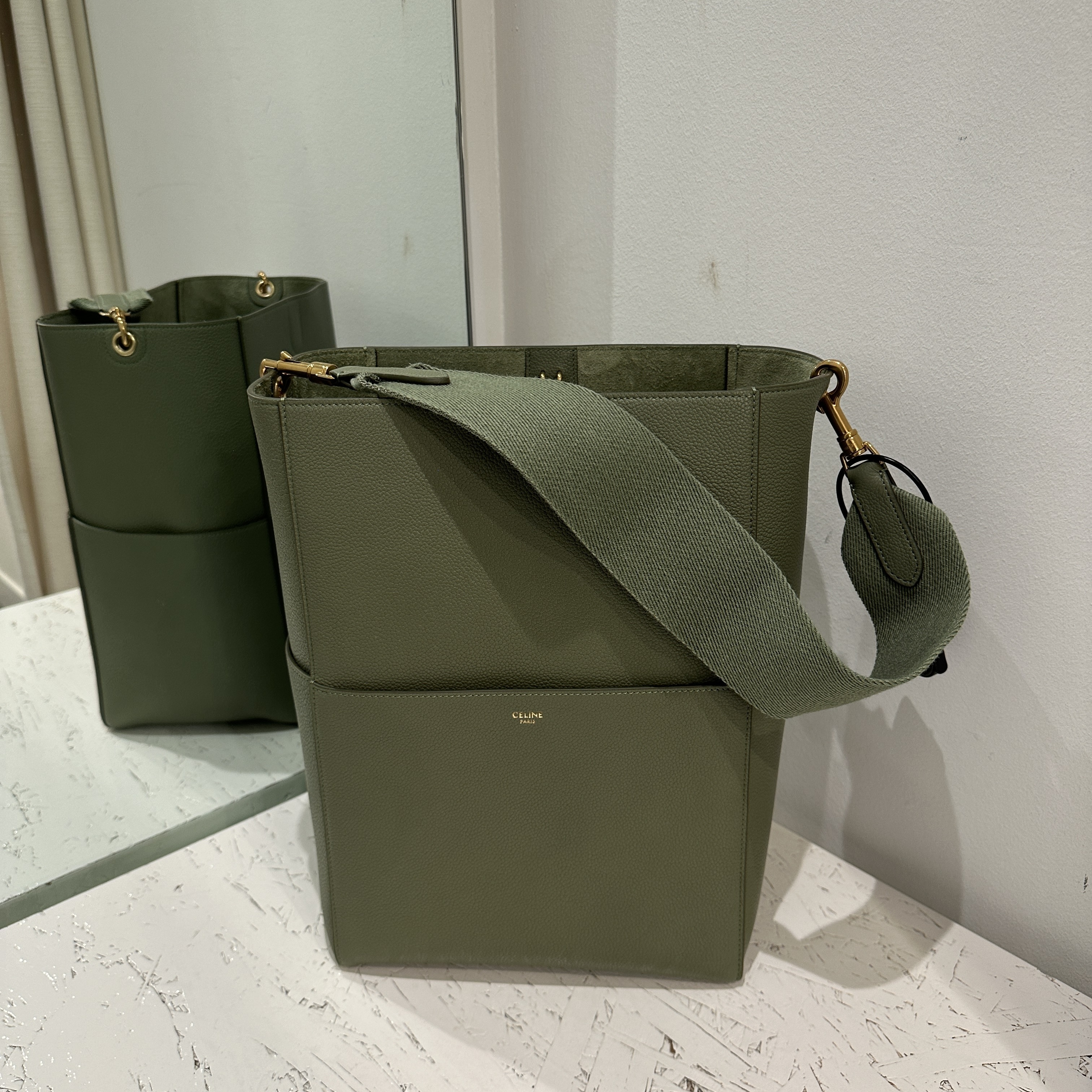 [VIPセール] CELINE セリーヌ サングル バッグ Light Khaki