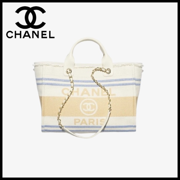 【普段使いにも】CHANELショッピングバッグ