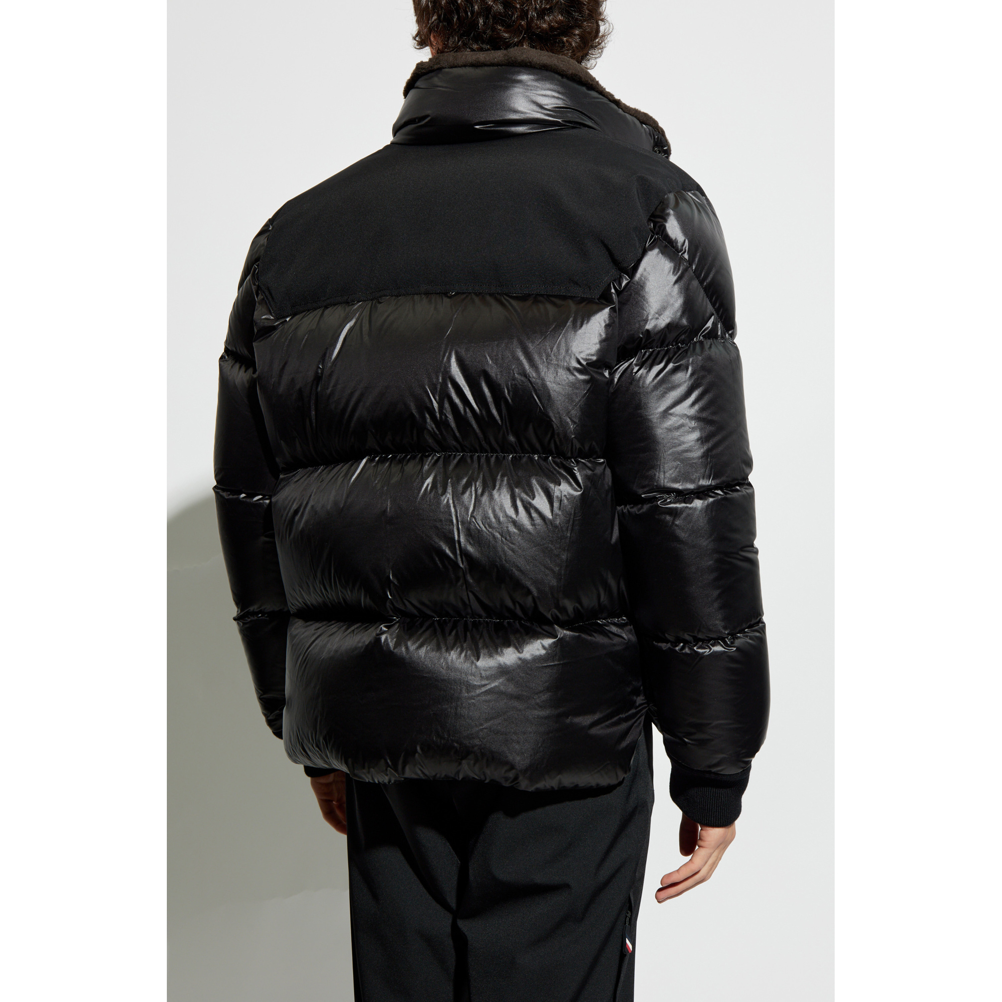 国内発送 関税込★ 2024-25AW MONCLER VAJOLET ダウンジャケット 国内発送 関税込☆ 2024-25AW MONCLER VAJOLET ダウンジャケット