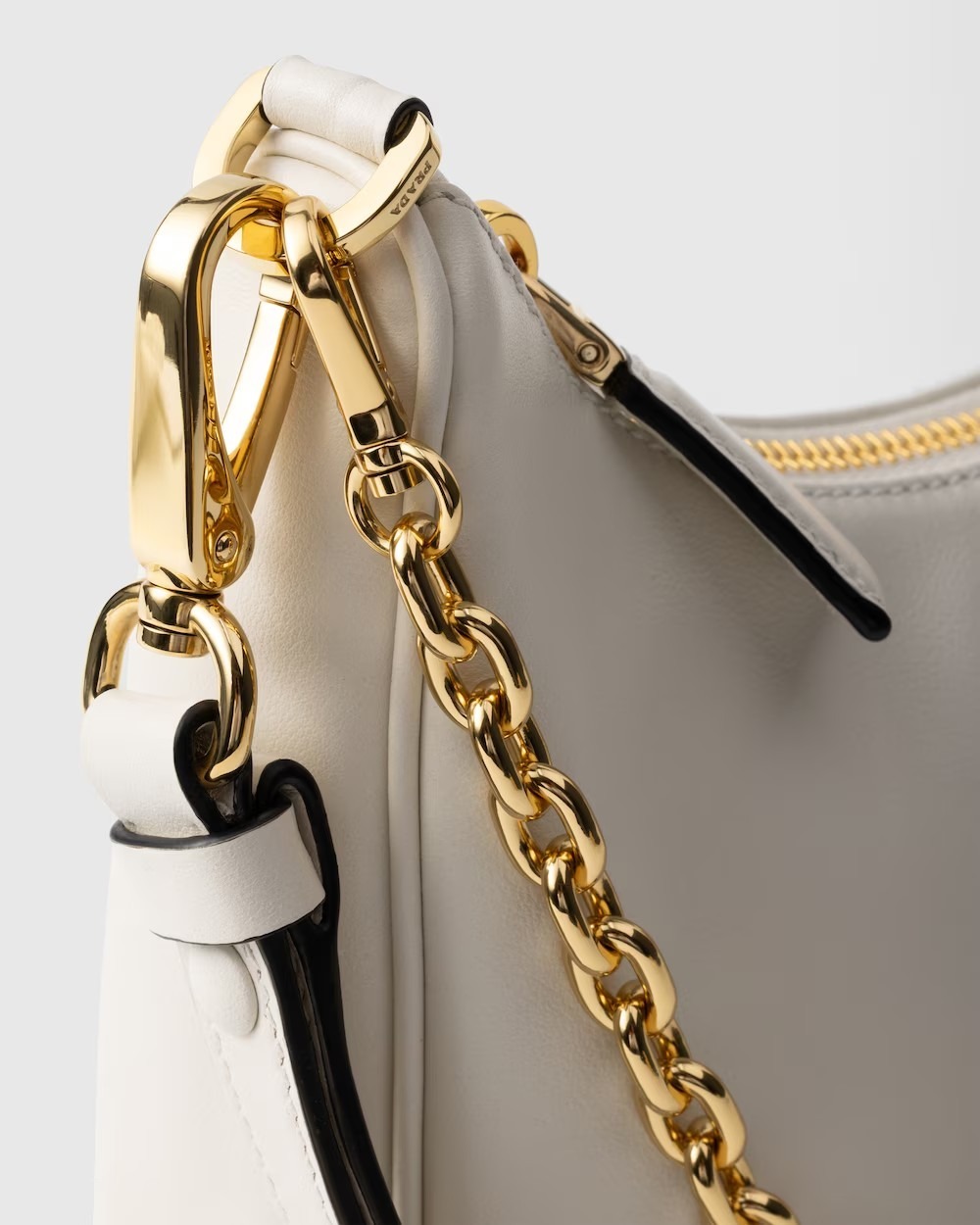 《送料無料》PRADA Prada Re-Edition leather mini-bag