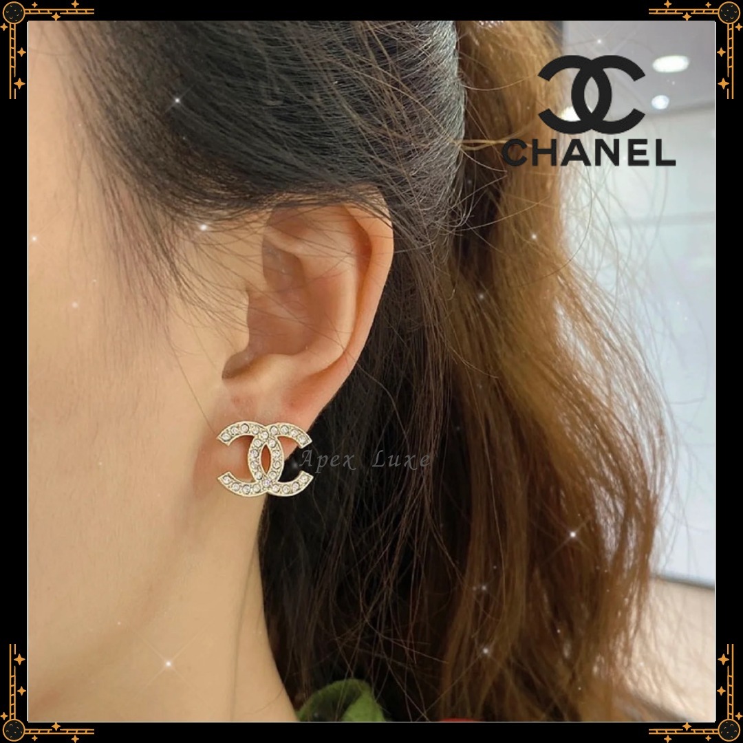 【素敵なワンポイントに】CHANEL メタル&ストラス CC ピアス