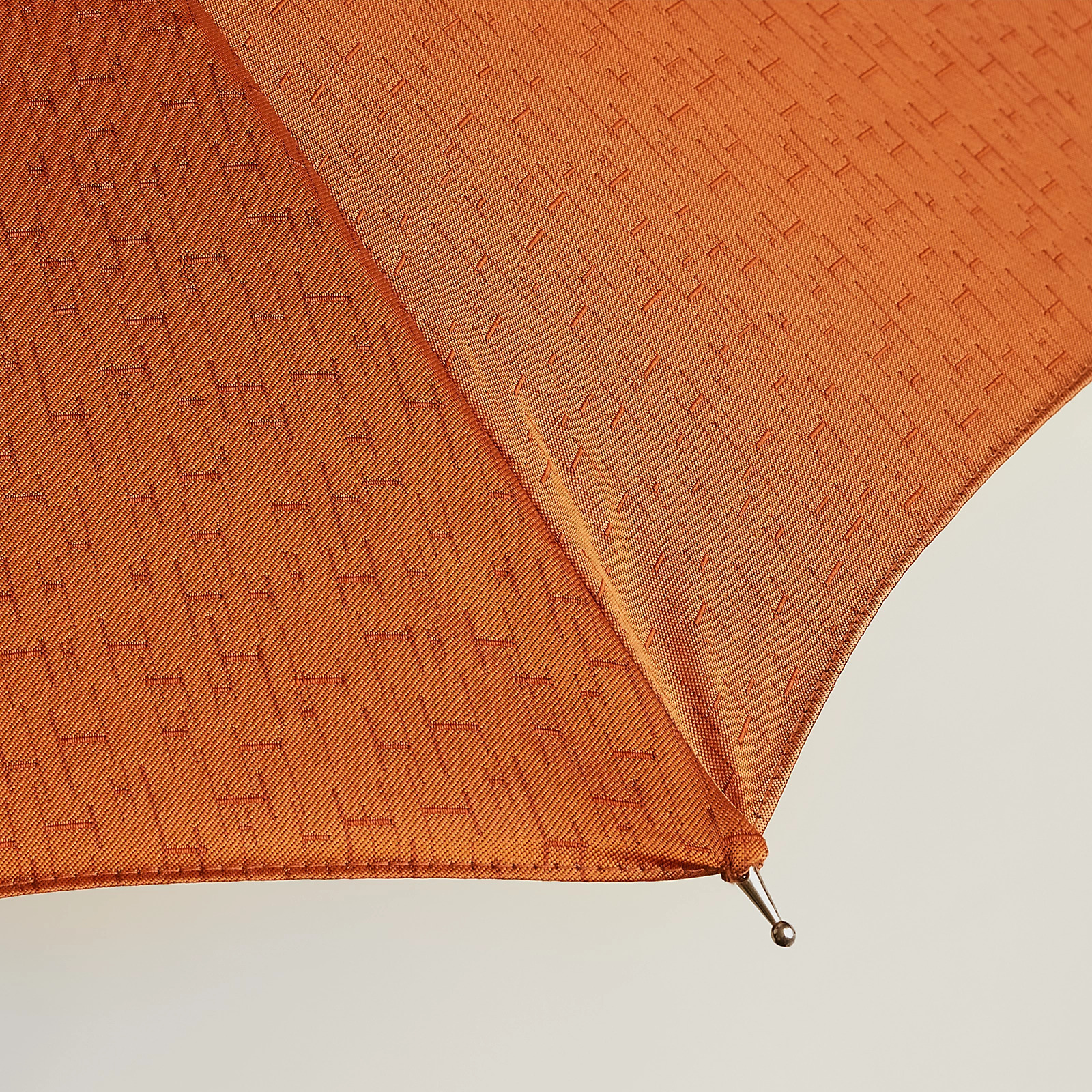 荷物がファッションに生まれ変わる】HERMES 傘 ≪Pluie de H≫