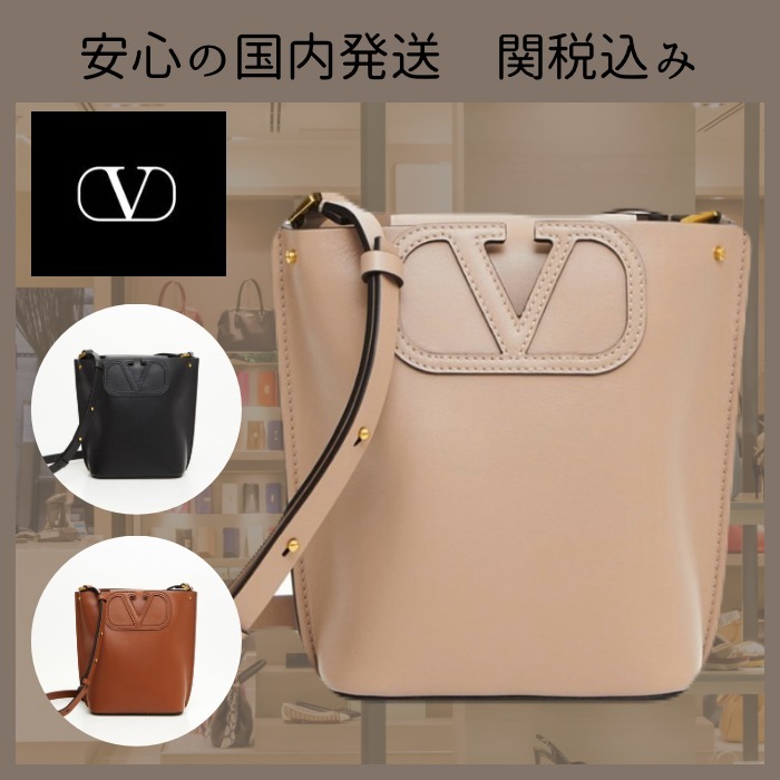 送料関税込【VALENTINO】FILL ME Vロゴ スモール バケットバッグ