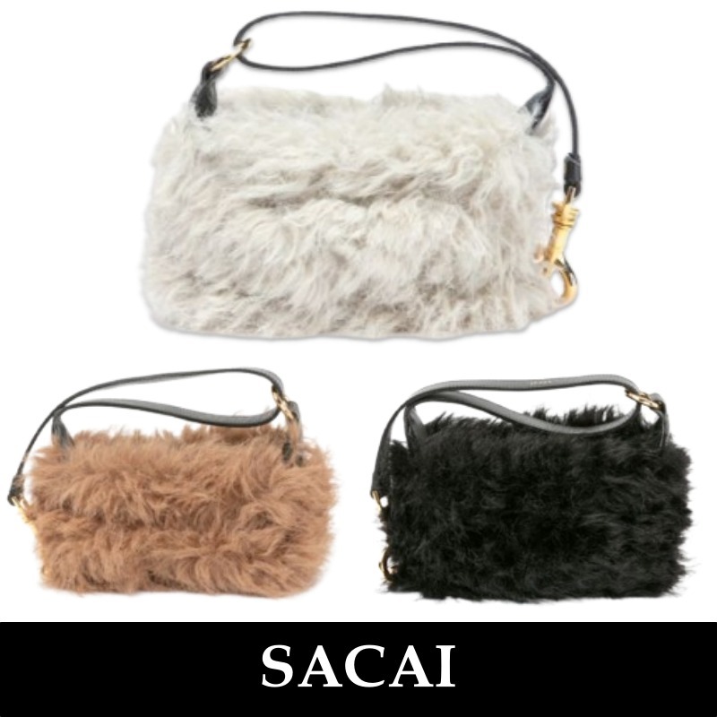 新作【SACAI】Small Pochette / Faux Fur