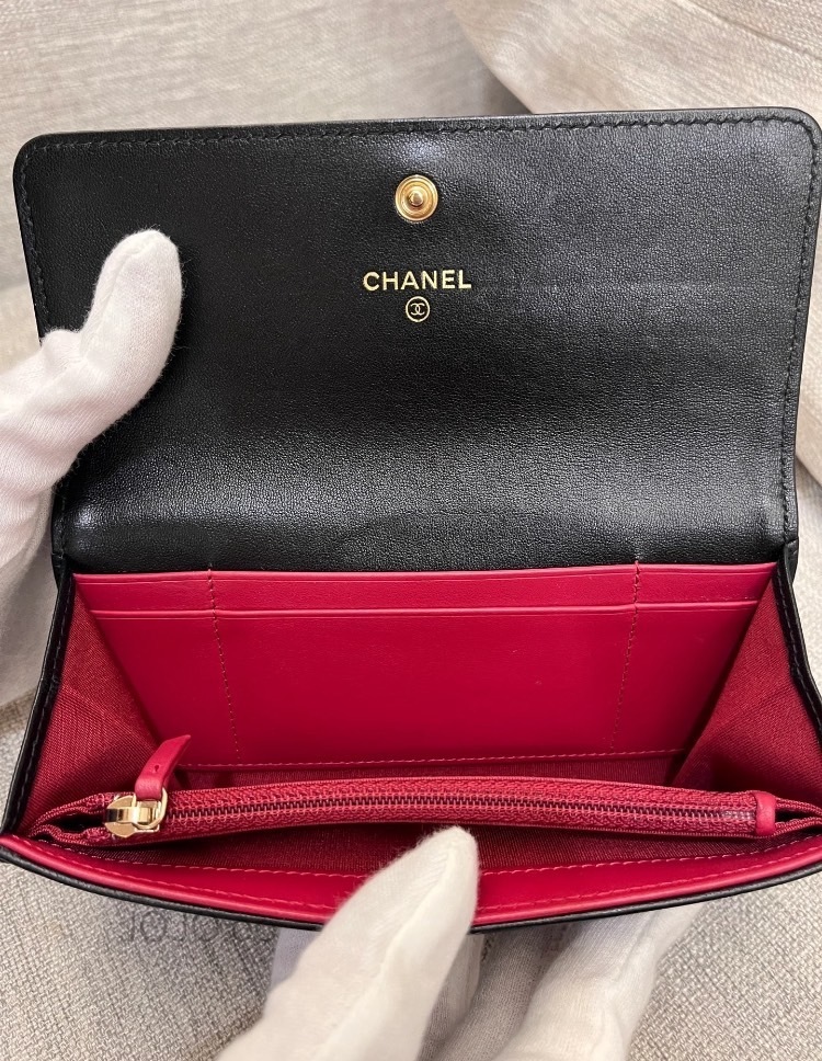 《大人エレガント♪》CHANEL19 ミディアムウォレット