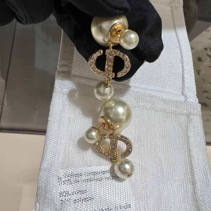 《エレガントな一品♡》DIOR TRIBALES ピアス