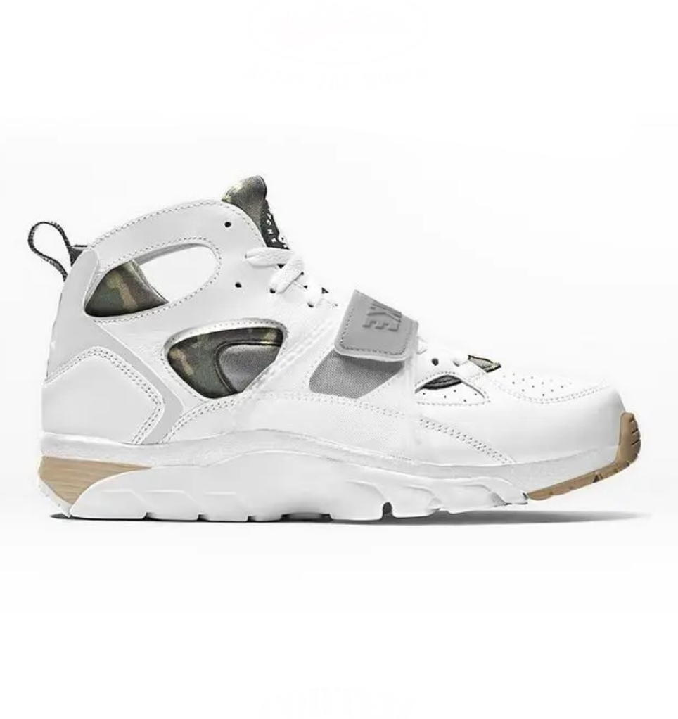 NIKE x Corteiz ☆ Air Trainer Huarache ‘Light Bone’