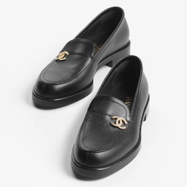 《究極の上質感★》CHANEL 24B ローファー