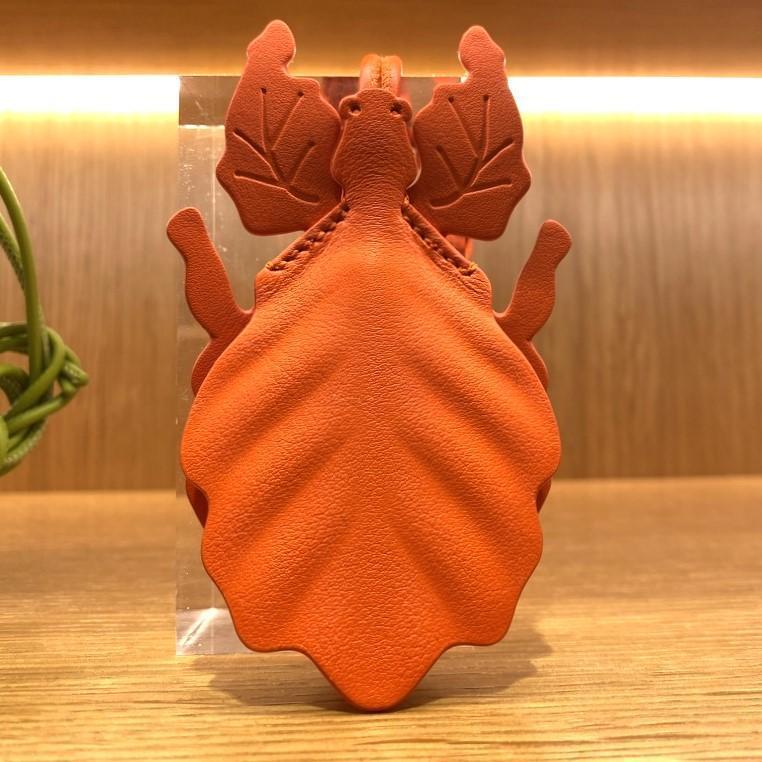 ☆LOEWE☆ かわいい♪ コノハムシ バッグチャーム